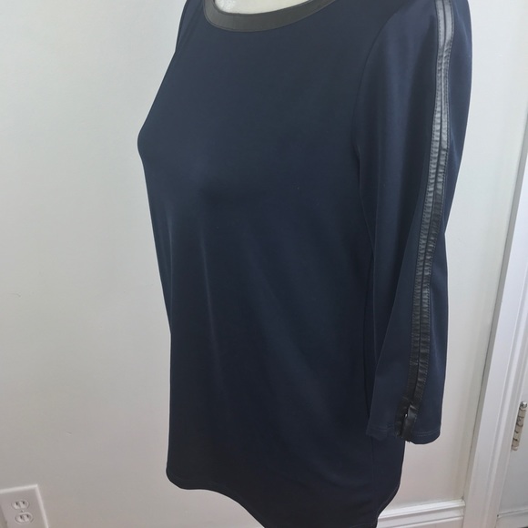 LOFT navy top black faux leather trim petite M - Picture 3 of 8